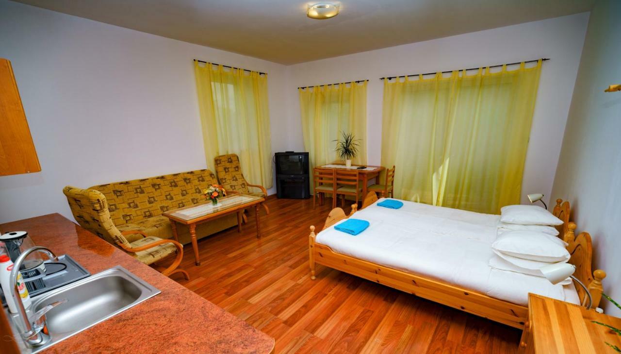 Isaan Ostrzyce Guest House Luaran gambar